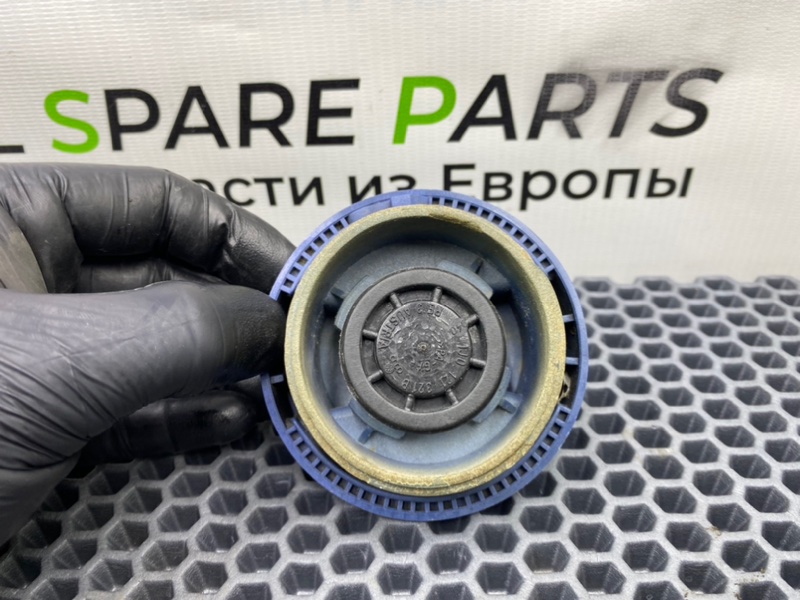 Крышка бачка, 1000 рублей, Калининград