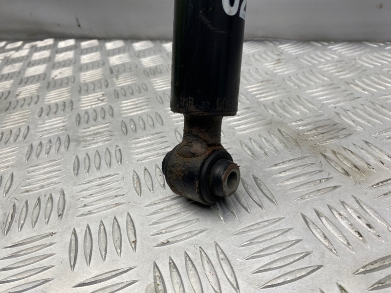 Стойки амортизаторов, 6900 рублей, Калининград