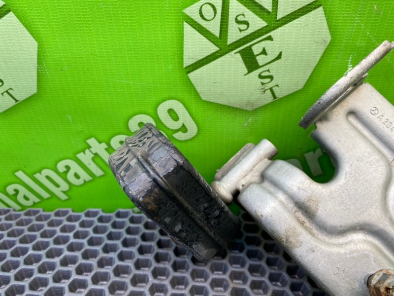 Кронштейн глушителя, 1000 рублей, Калининград