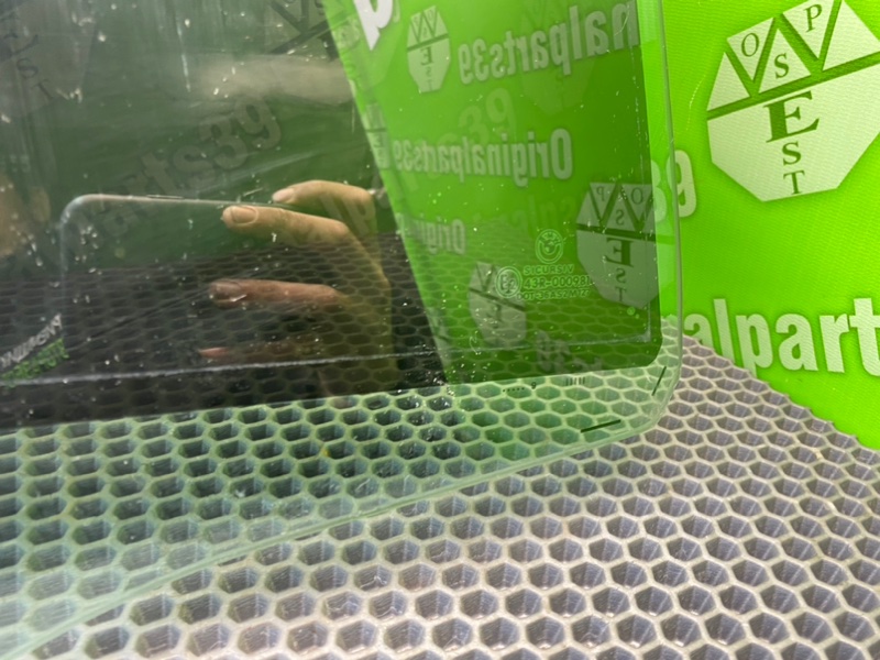 Стекло двери, 900 рублей, Калининград