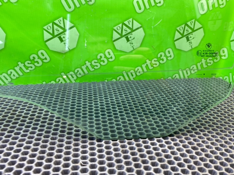 Стекло двери, 900 рублей, Калининград