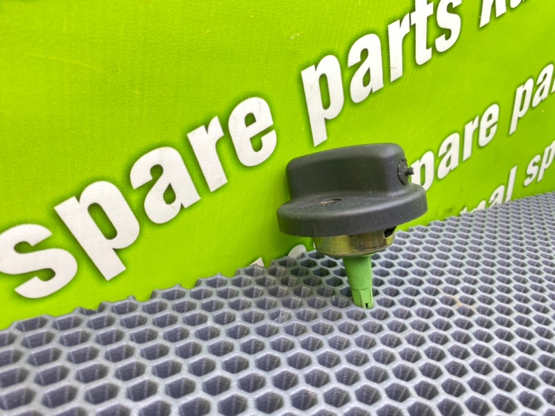 Крышка топливного бака, 1000 рублей, Калининград