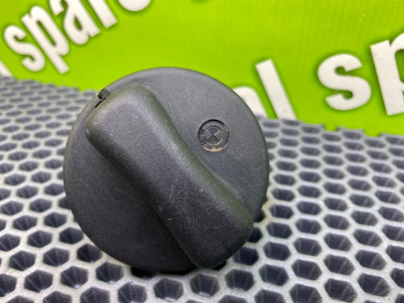 Крышка топливного бака, 1000 рублей, Калининград