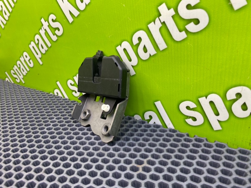 Замок спинки сиденья, 1000 рублей, Калининград