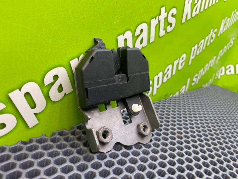 Замок спинки сиденья, 1000 рублей, Калининград