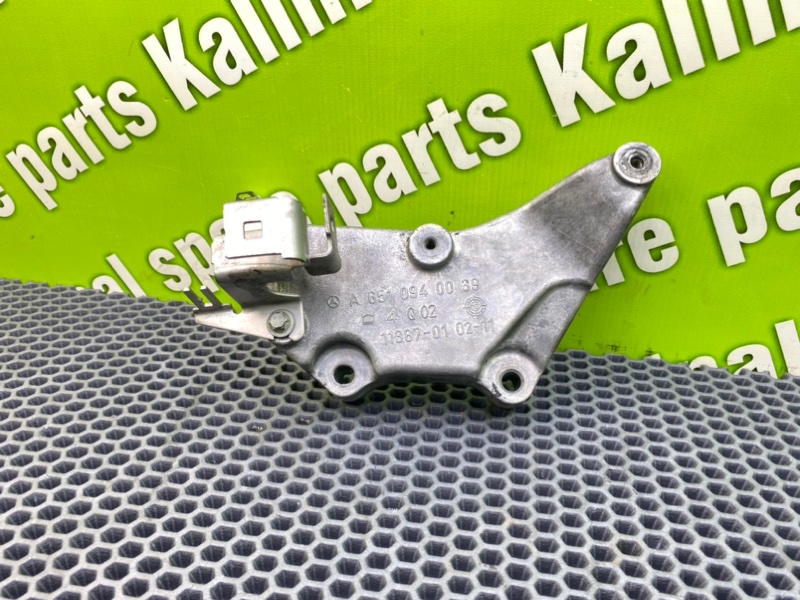 Кронштейн впускного коллектора, 1500 рублей, Калининград