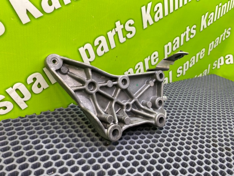 Кронштейн впускного коллектора, 1500 рублей, Калининград