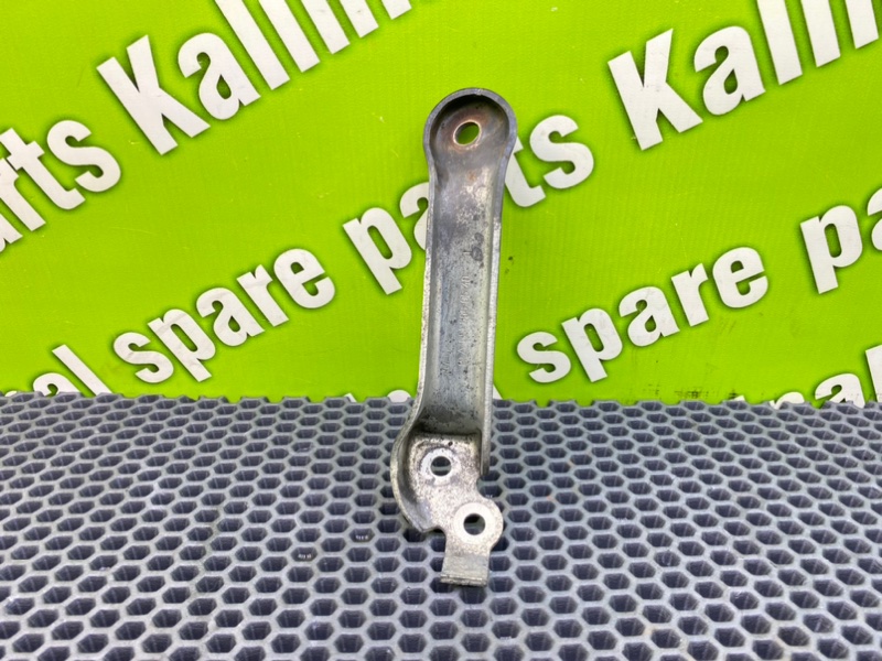 Кронштейн, 600 рублей, Калининград