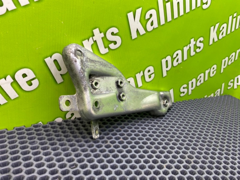 Кронштейн, 600 рублей, Калининград