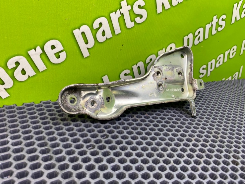 Кронштейн, 600 рублей, Калининград