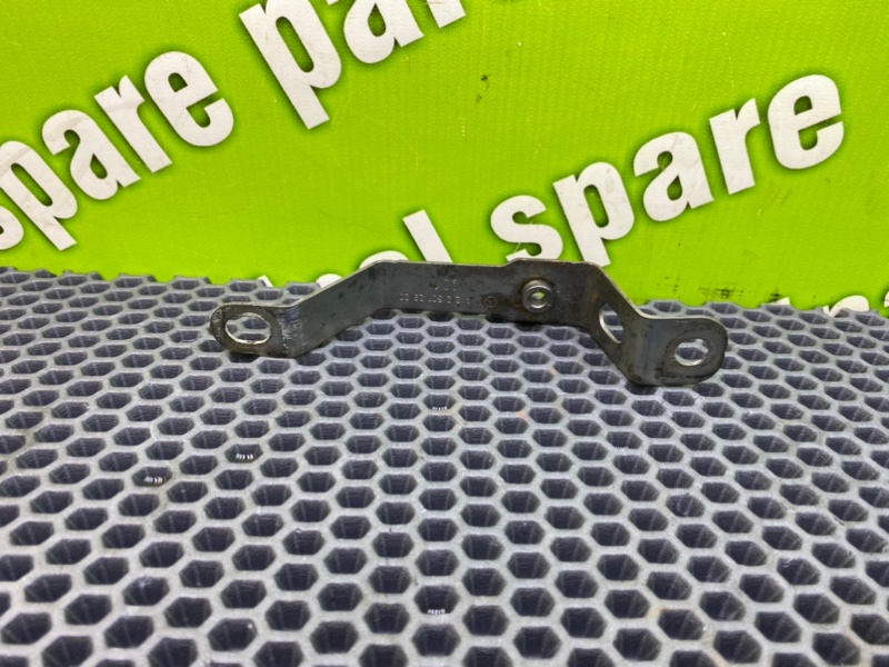 Кронштейн, 600 рублей, Калининград