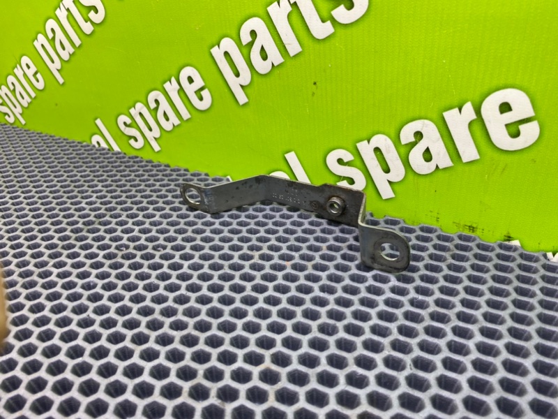 Кронштейн, 600 рублей, Калининград