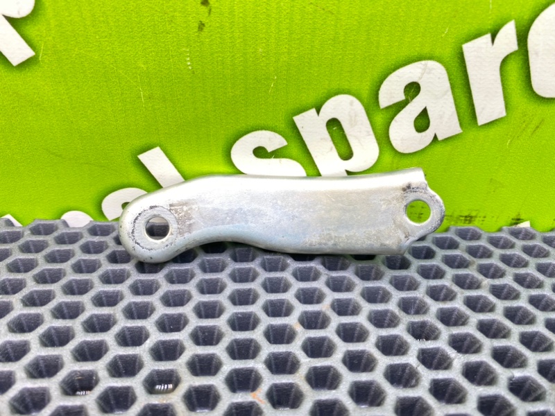 Кронштейн, 600 рублей, Калининград