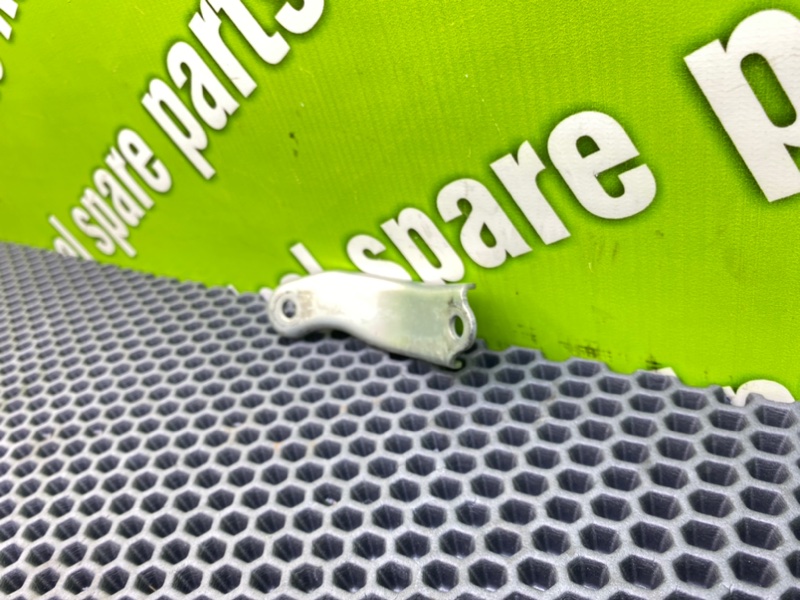 Кронштейн, 600 рублей, Калининград