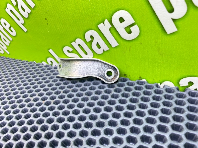 Кронштейн, 600 рублей, Калининград