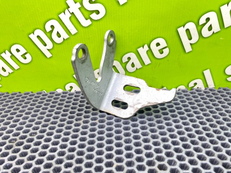 Кронштейн, 600 рублей, Калининград