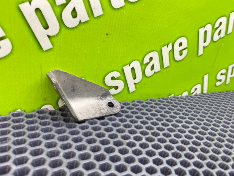 Кронштейн, 600 рублей, Калининград