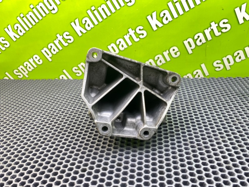 Кронштейн двигателя, 1900 рублей, Калининград