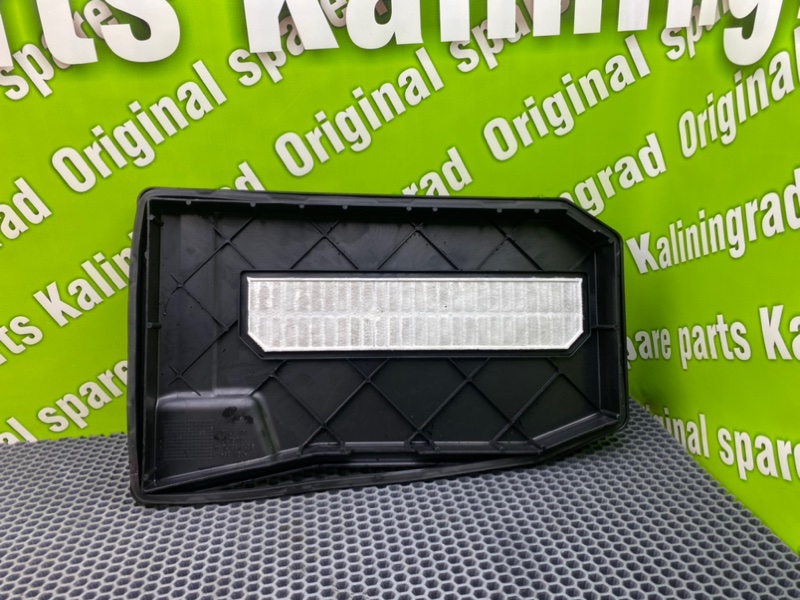 Крышка короба аккумулятора, 1000 рублей, Калининград