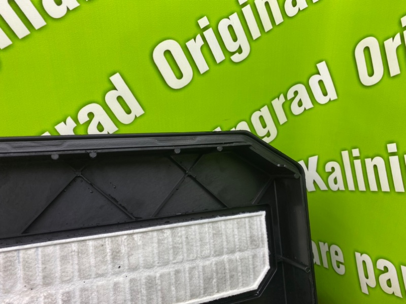 Крышка короба аккумулятора, 1000 рублей, Калининград