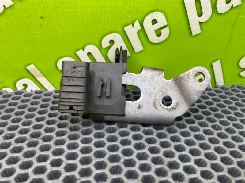 Кронштейн, 600 рублей, Калининград