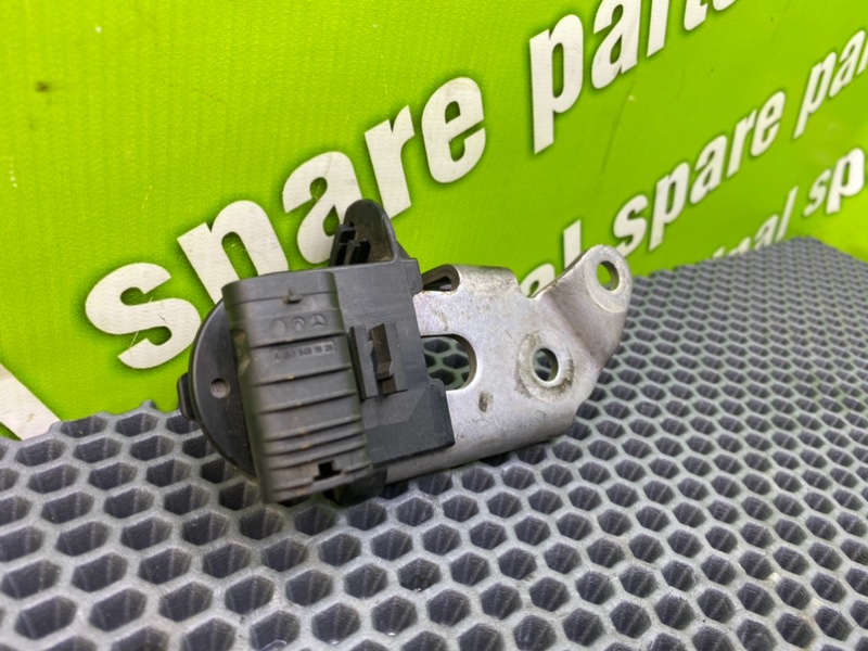 Кронштейн, 600 рублей, Калининград