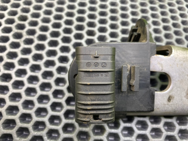 Кронштейн, 600 рублей, Калининград