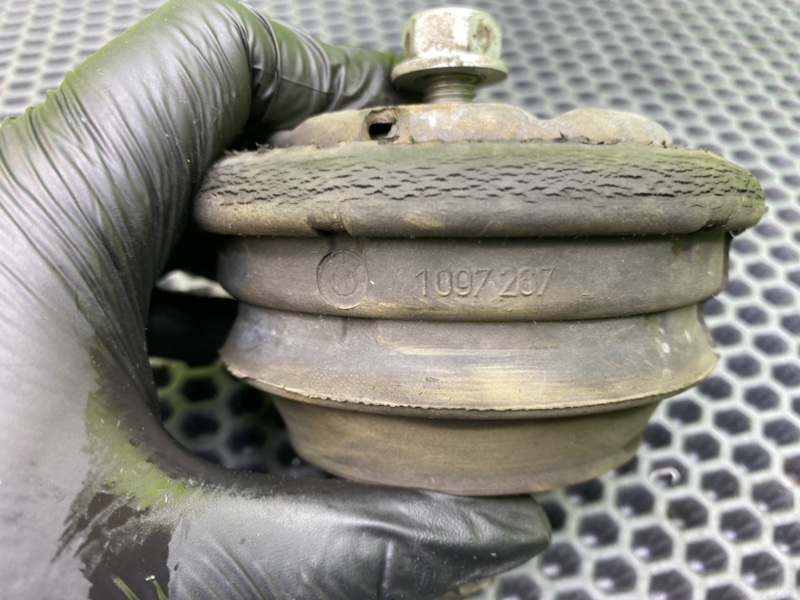 Подушка двигателя, 2100 рублей, Калининград