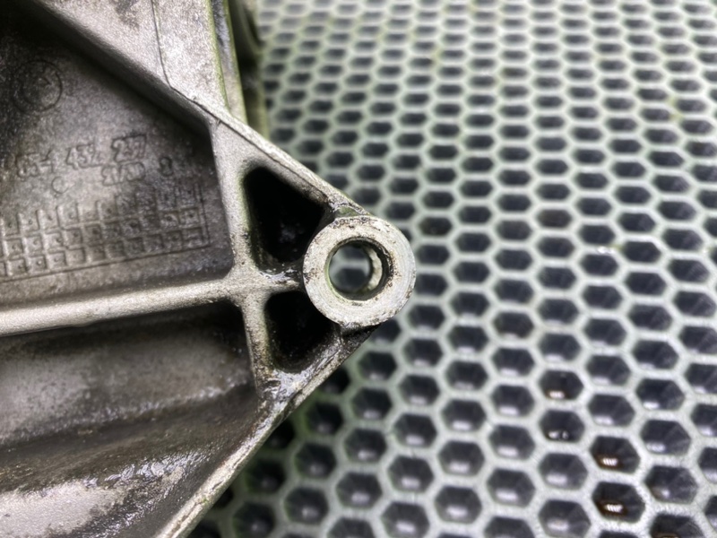 Кронштейн компрессора кондиционера, 1600 рублей, Калининград