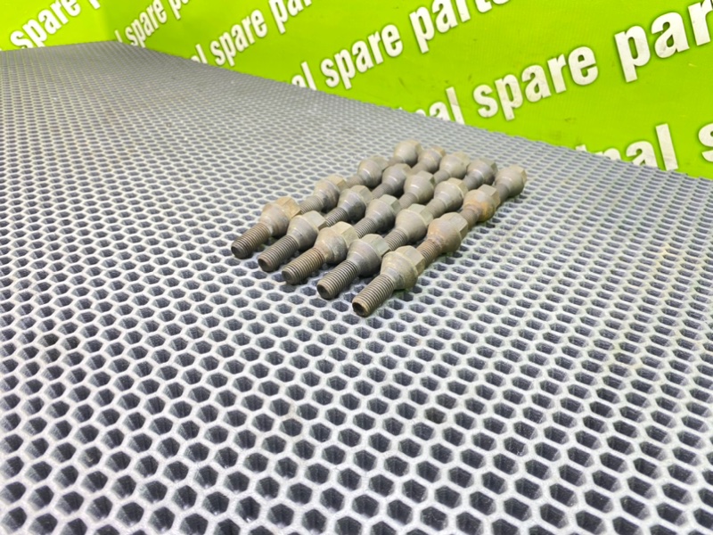 Колесные болты, 2100 рублей, Тверь