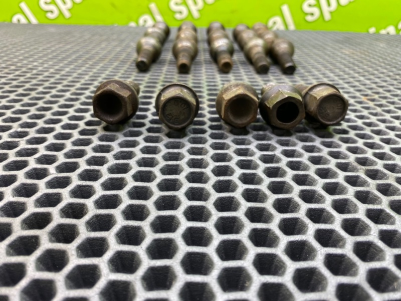 Колесные болты, 2100 рублей, Тверь