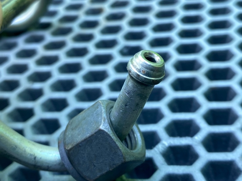 Трубка топливная, 1000 рублей, Калининград