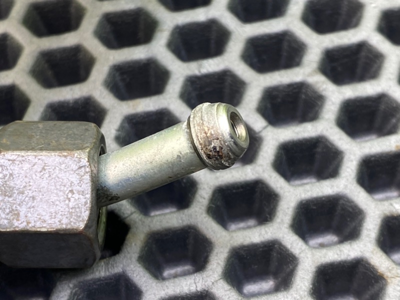 Трубка топливная, 1000 рублей, Калининград