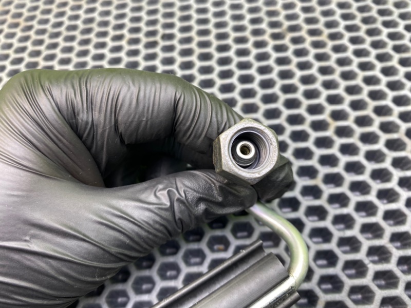 Трубка топливная, 1000 рублей, Калининград