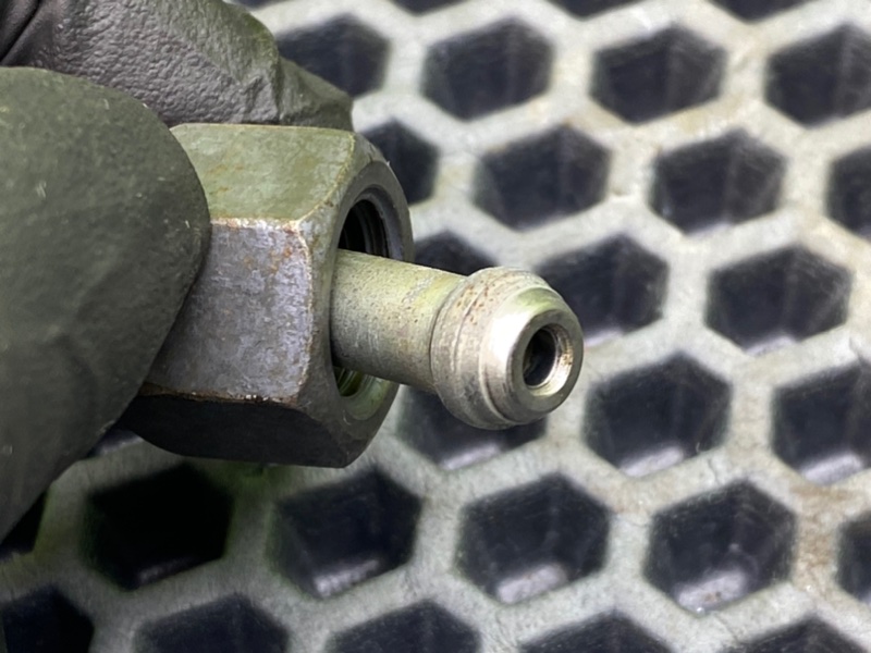 Трубка топливная, 1000 рублей, Калининград