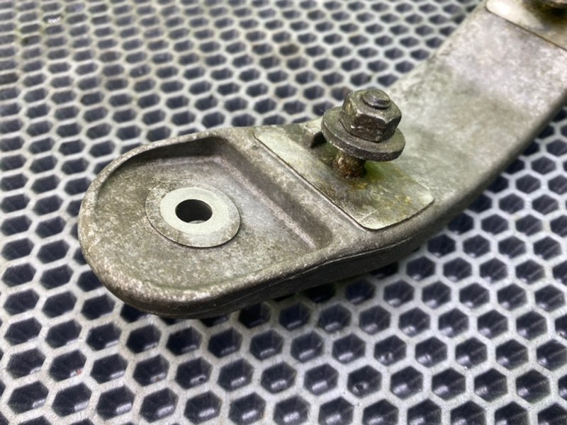 Кронштейн АКПП, 1000 рублей, Калининград