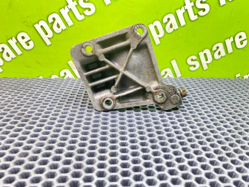 Кронштейн двигателя, 1000 рублей, Калининград