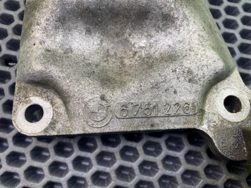 Кронштейн двигателя, 1000 рублей, Калининград