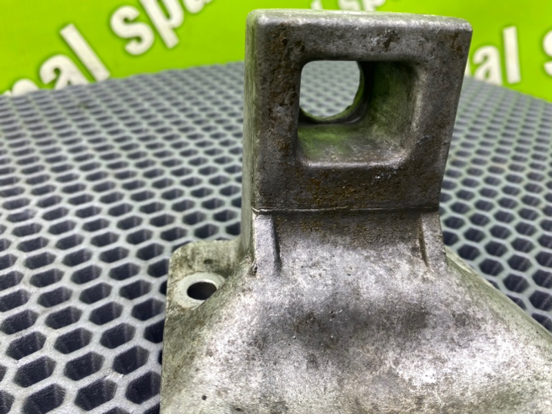 Кронштейн двигателя, 1000 рублей, Калининград