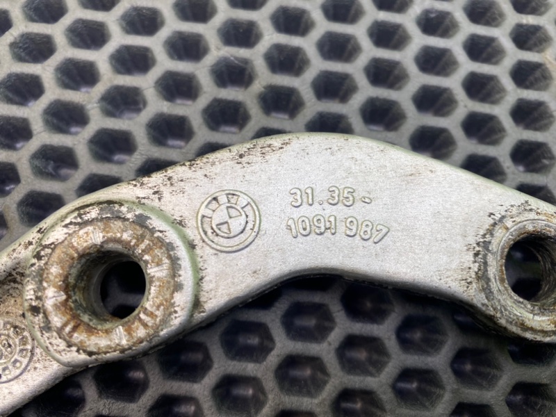 Кронштейн стабилизатора, 1000 рублей, Калининград