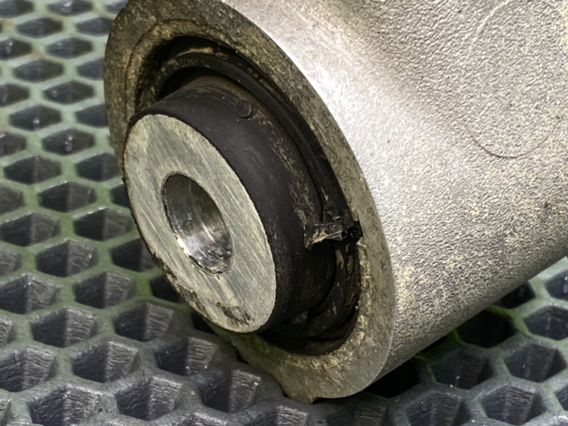 Рычаг подвески нижний, 2200 рублей, Калининград