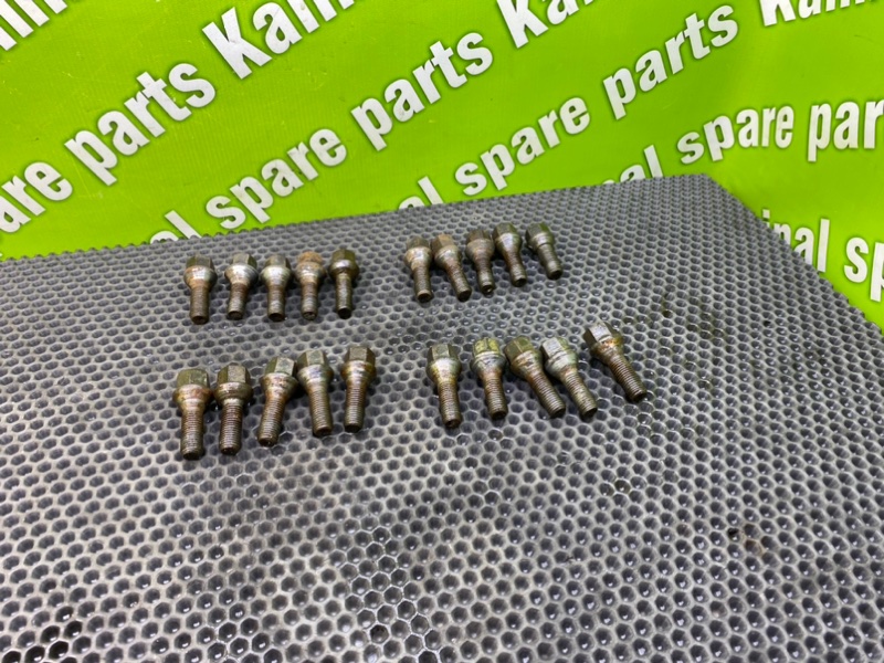 Колесные болты, 2100 рублей, Тверь