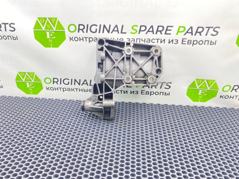 Кронштейн компрессора кондиционера, 1400 рублей, Калининград