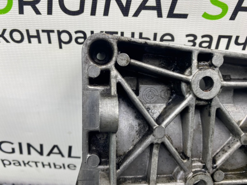 Кронштейн компрессора кондиционера, 1400 рублей, Калининград