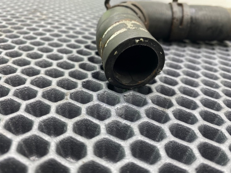 Патрубок, 1100 рублей, Калининград