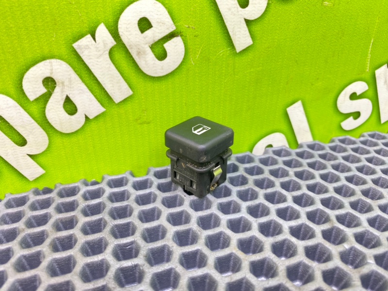 Кнопка центрального замка, 500 рублей, Калининград