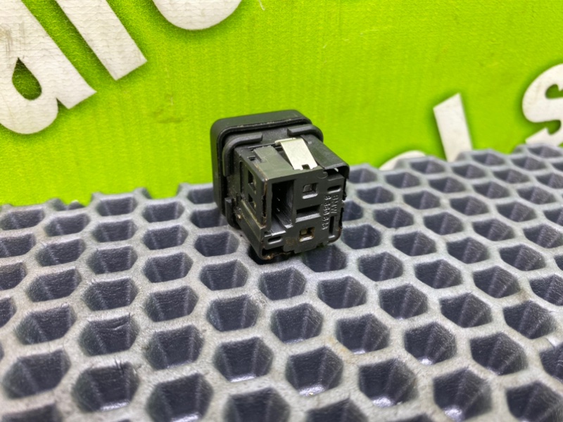 Кнопка центрального замка, 500 рублей, Калининград