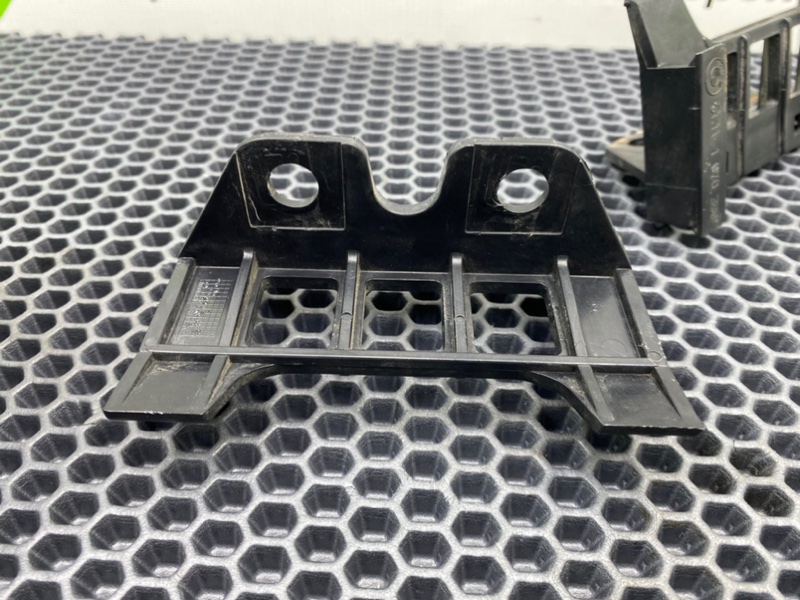 Кронштейн бампера, 1600 рублей, Калининград