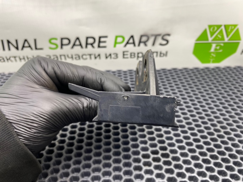 Кронштейн бампера, 1600 рублей, Калининград