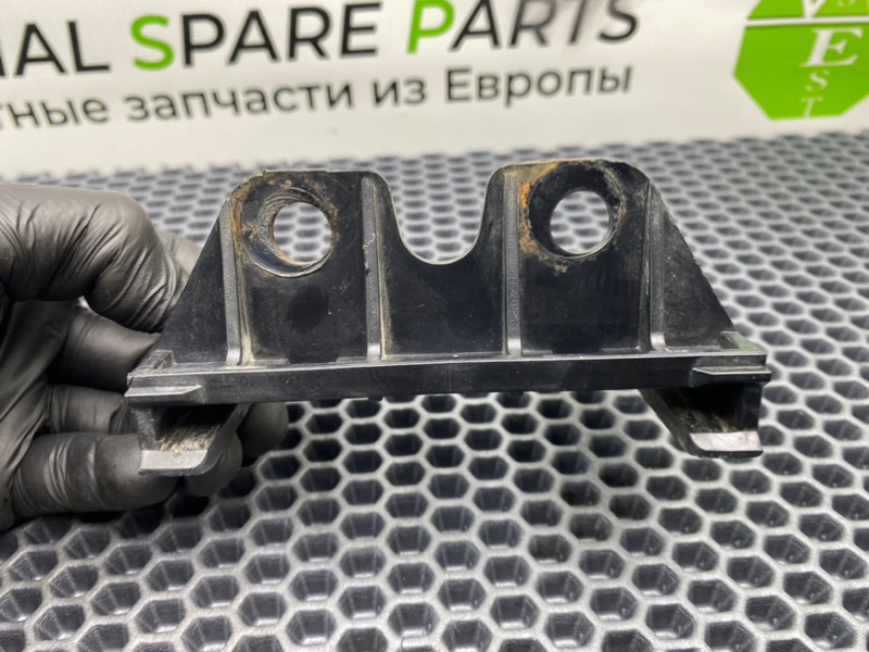 Кронштейн бампера, 1600 рублей, Калининград